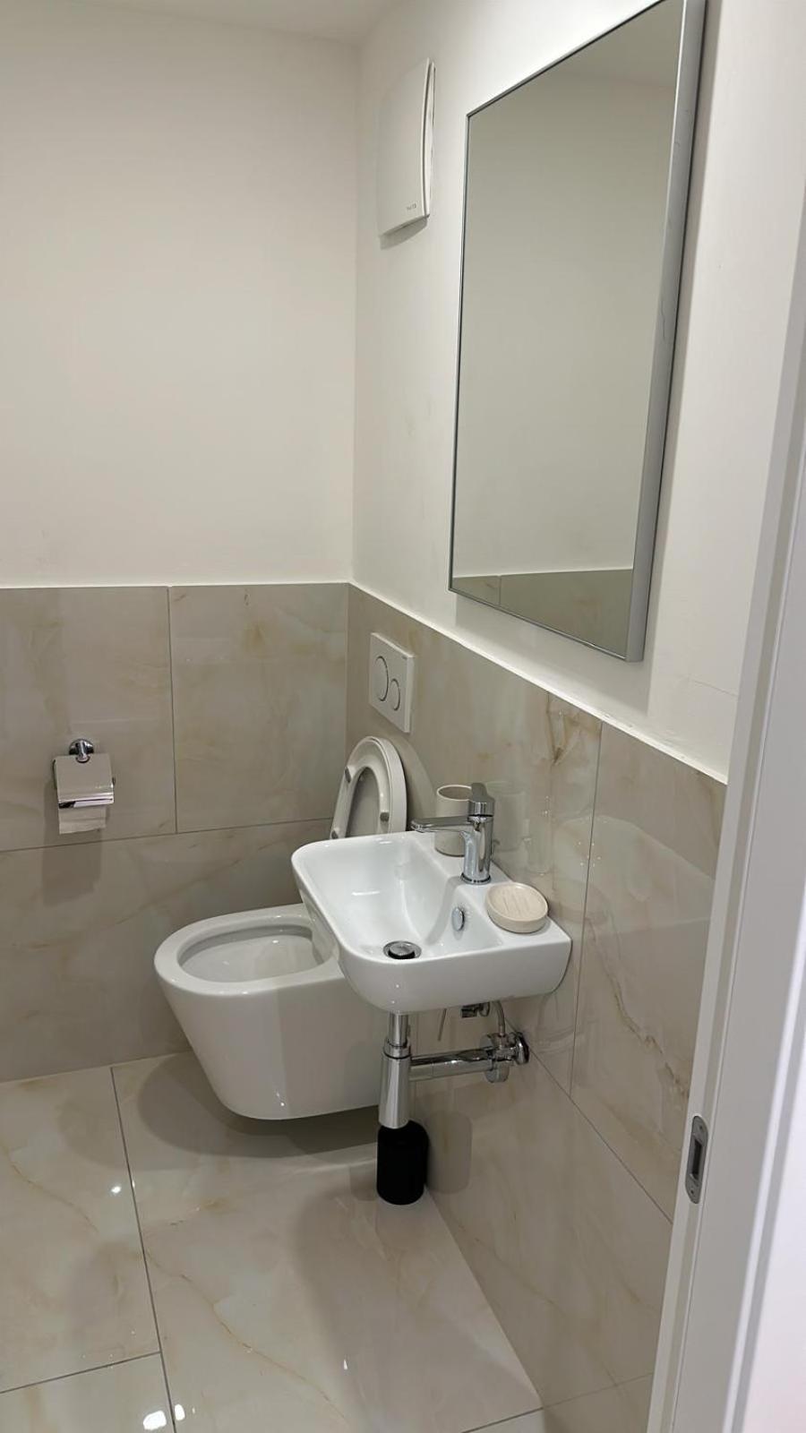 Palm Beach Loft Bissone Kültér fotó